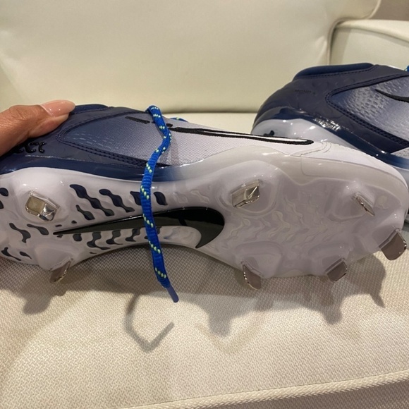 Nike women's hyper diamond elite four baseball cleats size 9 - Picture 4 of 8